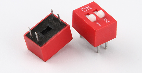 2位撥碼開關(guān)實(shí)圖