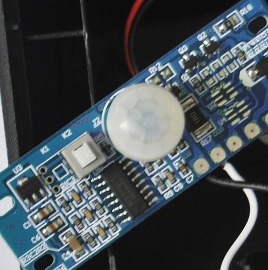 輕觸開關(guān)在PCB電路板的應(yīng)用